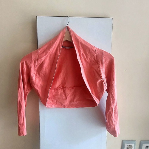Expresso coral bolero with sleeves, size Small