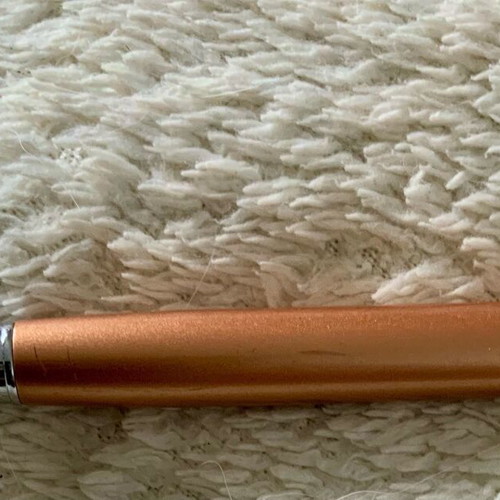 Swarovski pen like new with authentic crystals and metal body