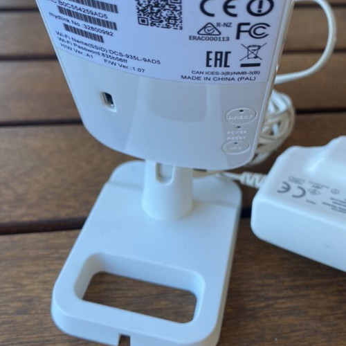 IP camera D-Link DCS-935L working via wifi