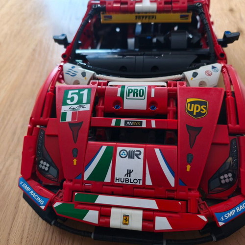 Ferrari 488 GTE Lego Technic 42125 like new with box and instructions