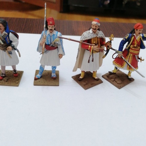 Lead military figures new, pack of 4