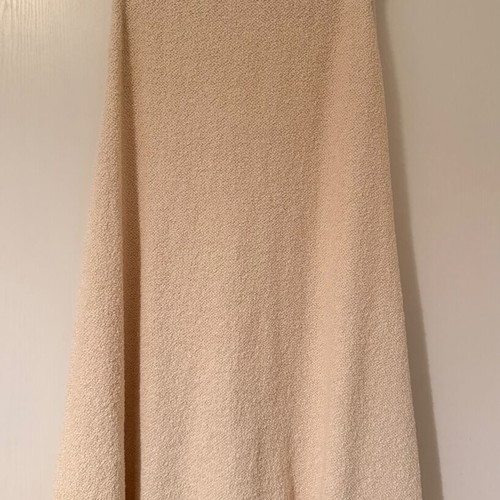 Zara long skirt off white cream like new, size M