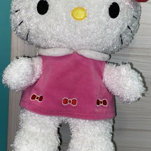 Hello Kitty backpack like new, white and pink