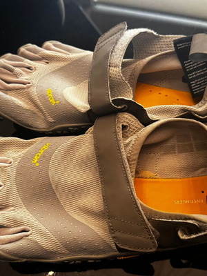 VIBRAM V-Aqua Fivefingers παπούτσια ανδρικά No 44 καινούργια, γκρι