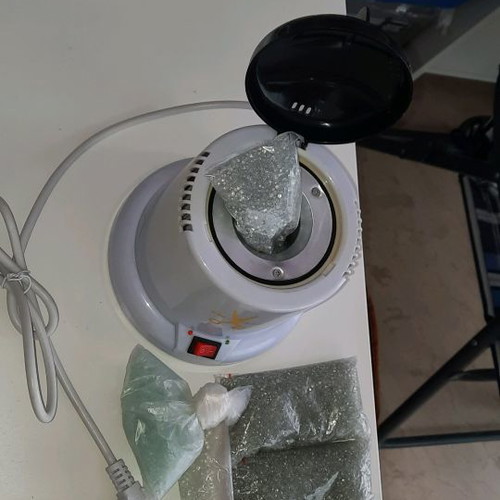 Tool sterilizer with microspheres used