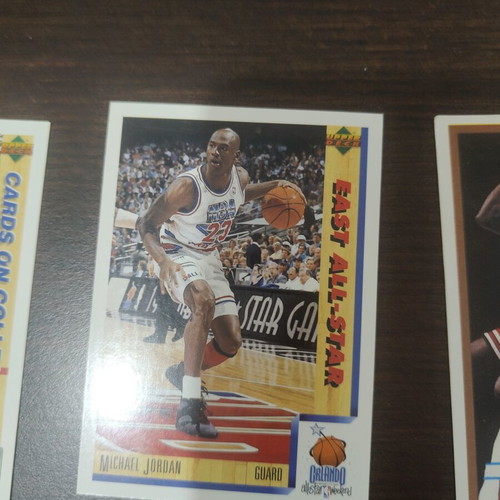 NBA Upper Deck 1992 Michael Jordan cards like new
