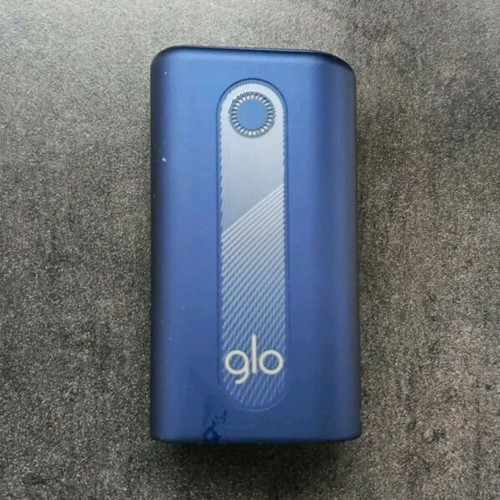 GLO tobacco heating device like new