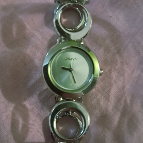 DKNY women's silver bracelet watch new with box