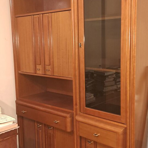 Composition cabinet with showcase and interior lighting, set of 4, like new
