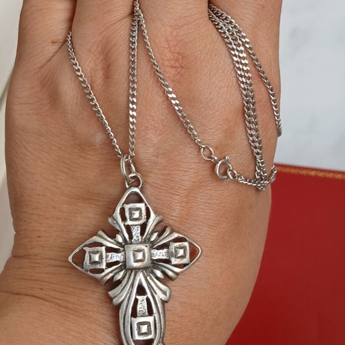 Silver 925 cross pendant with 60cm chain