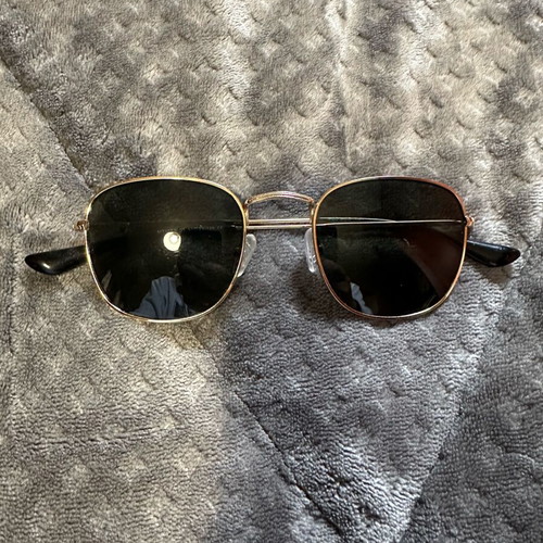 Mati Mati sunglasses used, good condition