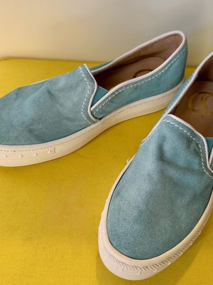 Γυναικεία slip-on παπούτσια μεταχειρισμένα, νούμερο 36, τιρκουάζ σουέτ