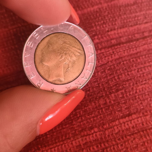 Italian 500L coin like new