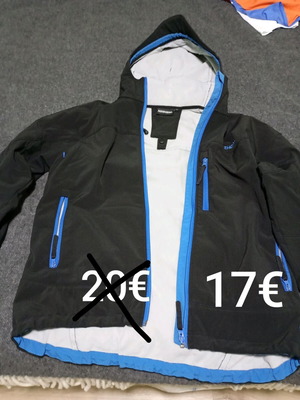 Waterproof windbreaker jacket like new, XL, black and blue