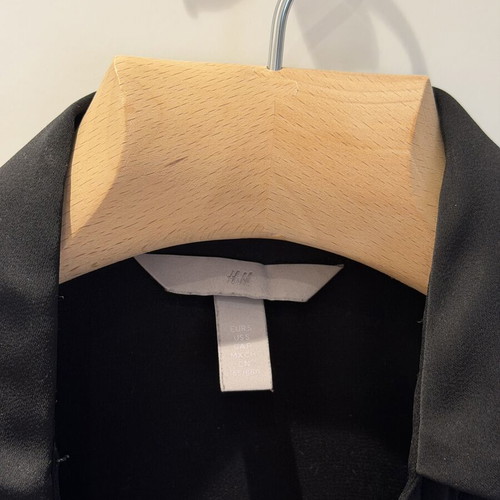 H&M black satin shirt like new, size M