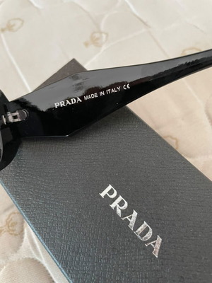 Prada sunglasses with elegant modern design