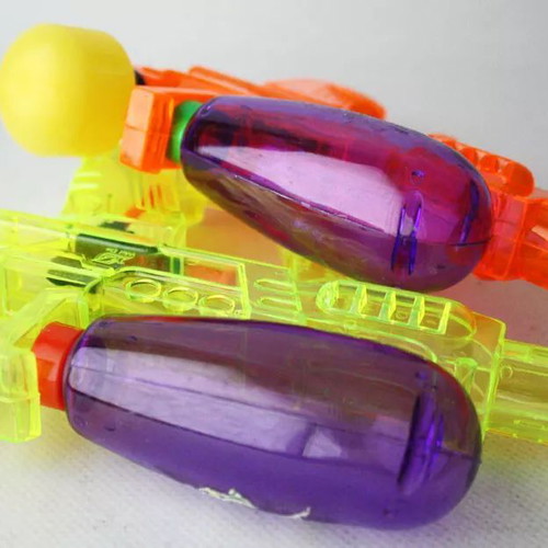 Old water guns 22cm from 1990s, set of 2