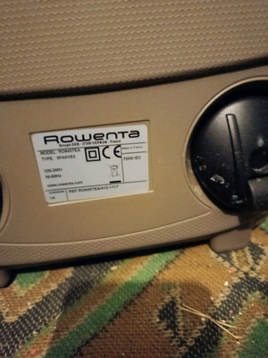 Vacuum cleaner slightly used