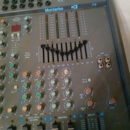 Montarbo Model 716 sound console like new