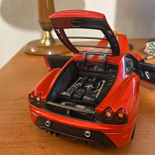 Ferrari 430 Scuderia 1/18 Hotwheels Elite model car