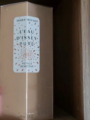 Issey Miyake L'eau d'issey pure Petal Nectar eau de toilette 90 ml new