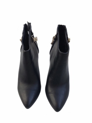 Black ankle boots with chain used, size 37