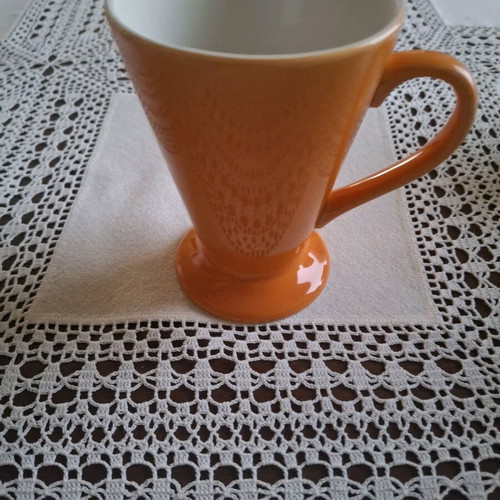 Cups and plastic children's plate used