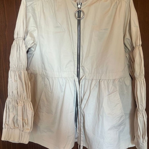 Zara Woman beige lightweight windbreaker jacket with frilled sleeves, size S