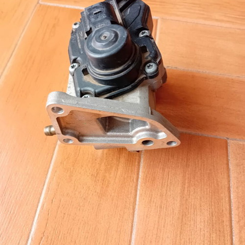 EGR valve genuine Siemens used, Group VAG, Volkswagen, Audi, Skoda, Seat, code 03C 131 503 B