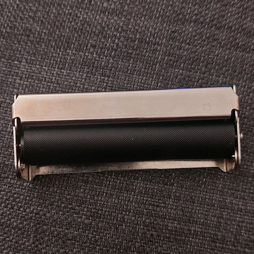 Machine for Rolling Cigarettes like new