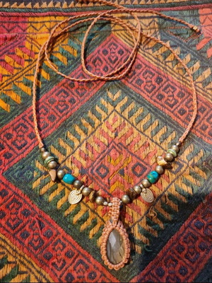Macrame necklace with labradorite and metal details new