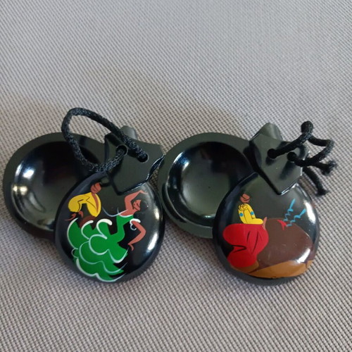 Clappers new from Spain