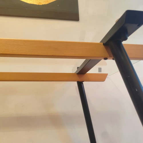 Glass dining table for 4-6 people like new with wood and metal support
