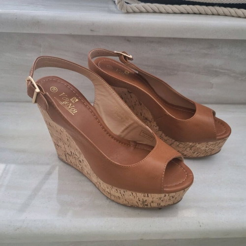 Women's platforms used, size 38