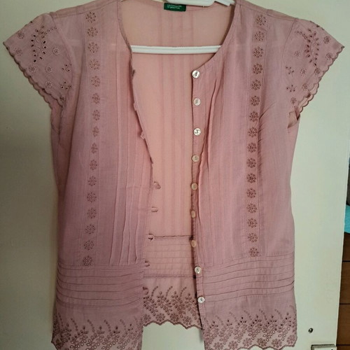 Benetton short-sleeve shirt pink like new, size XS-S