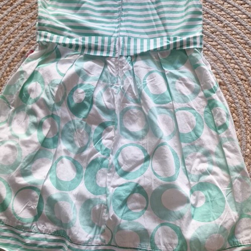 Evita dress for girls 9-10 years used, green and white with bow