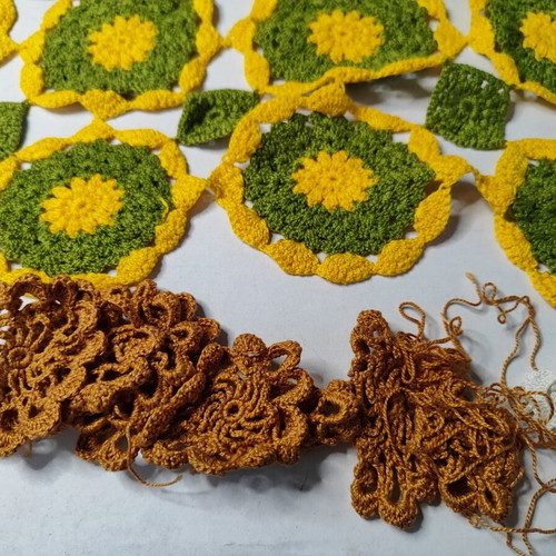 Vintage knitted crafts and embroidery used, assorted pieces