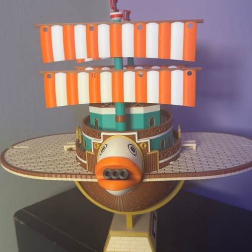 3D Printed Πλοίο Baratie One Piece με βάση