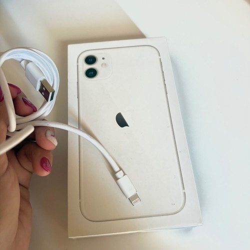 iPhone 11 64GB White like new