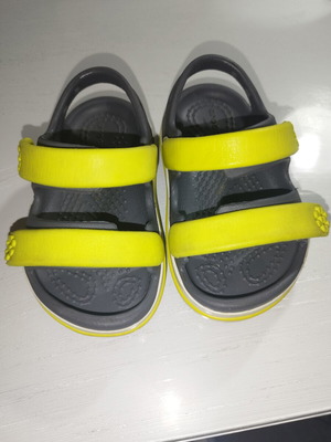 Crocs C5 σαν καινούργιο με δώρο χειμωνιάτικα παντοφλάκια
