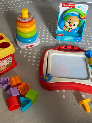 Βρεφικά παιχνίδια Fisher Price σαν καινούργια για 12 μηνών