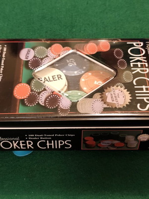 Professional Poker Chips set, 100 chips with dealer button, new