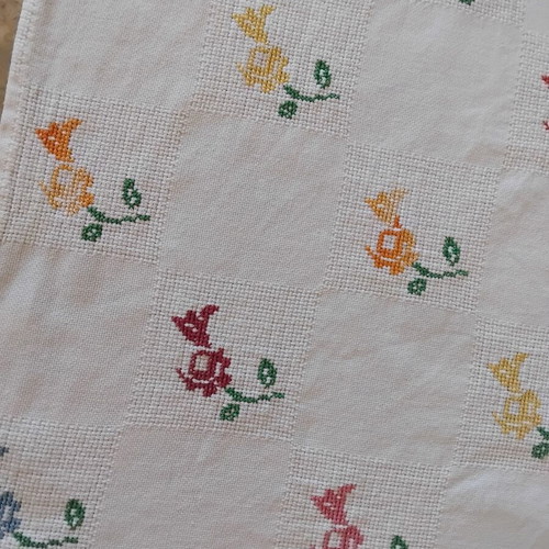 Handmade tablecloth used, 72×73 cm