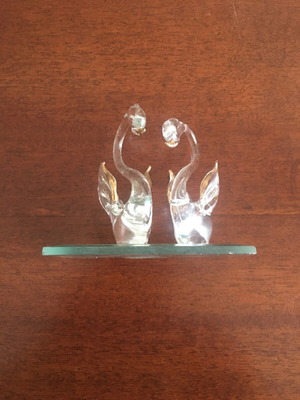 Ornament with two crystal swans used, gold accents