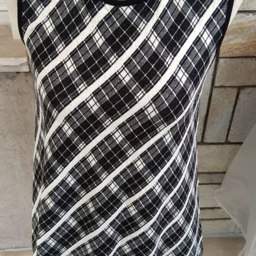 Attrattivo sleeveless dress black and white like new