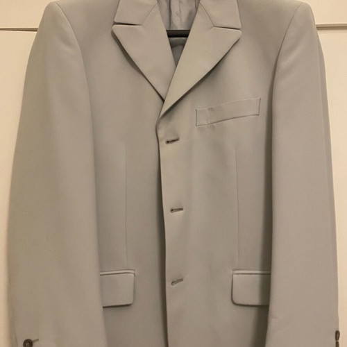 Manuel suit with vest very light blue like new