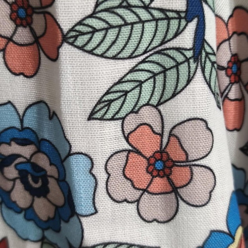 Linen-type floral blouse M-L like new