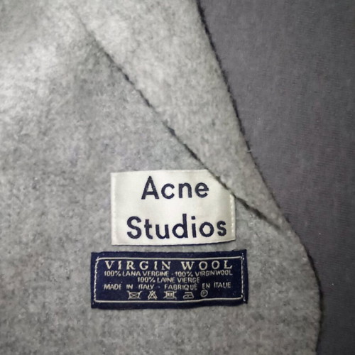 Acne Studios wool scarf like new, gray