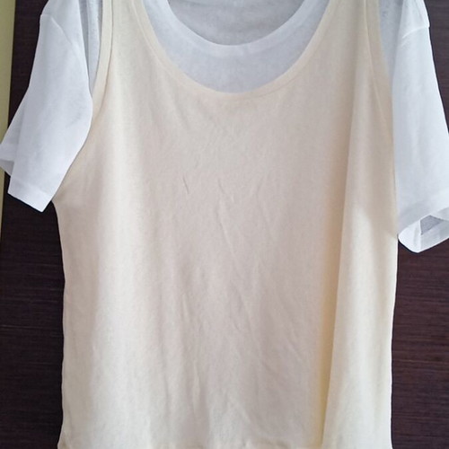 Women's Pull& Bear blouse like new, size M, white and beige