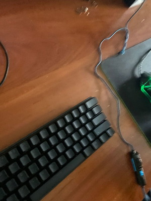SteelSeries Apex Pro Mini keyboard like new, compact 60% gaming
